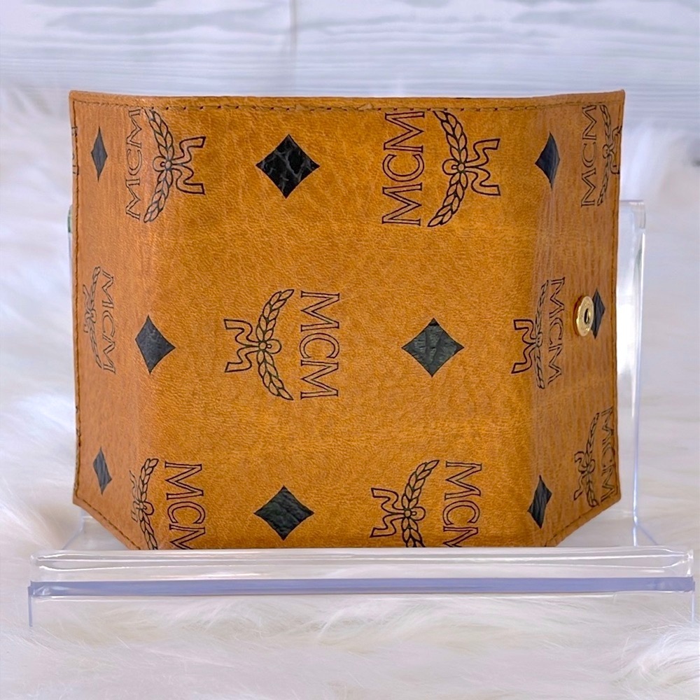 MCM Visetos 4 Key Holder - Picture 4 of 12